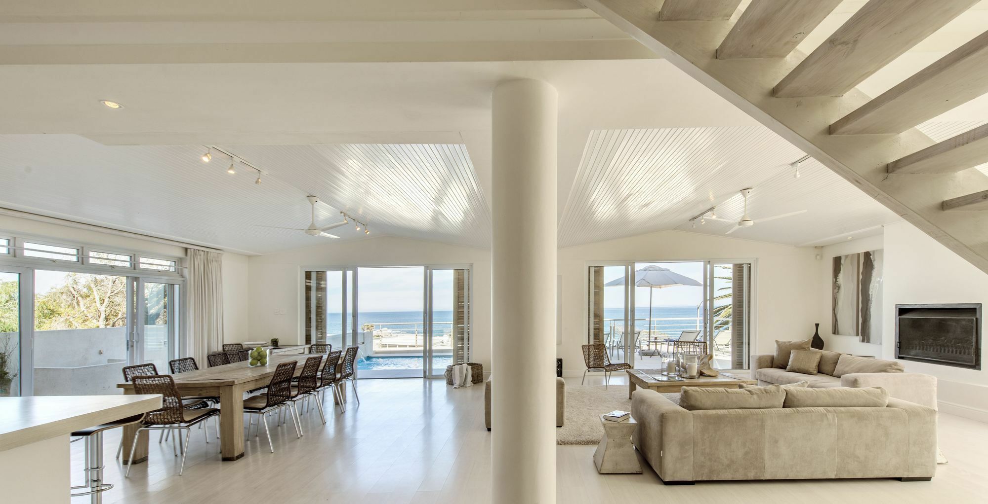Blue Views Penthouse Beachfront Apartment With Pool Cidade Do Cabo Exterior foto