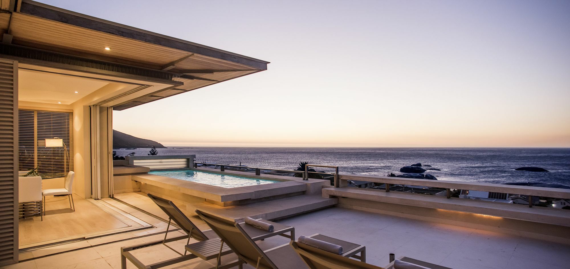 Blue Views Penthouse Beachfront Apartment With Pool Cidade Do Cabo Exterior foto